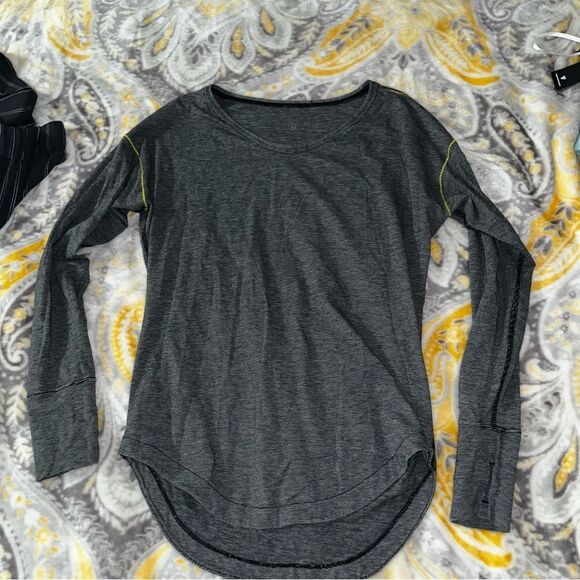 lululemon athletica Tops - Lululemon long sleeve shirt size 8